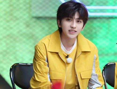 狗仔最新爆料蔡徐坤,狗仔最新爆料揭秘偶像背后故事